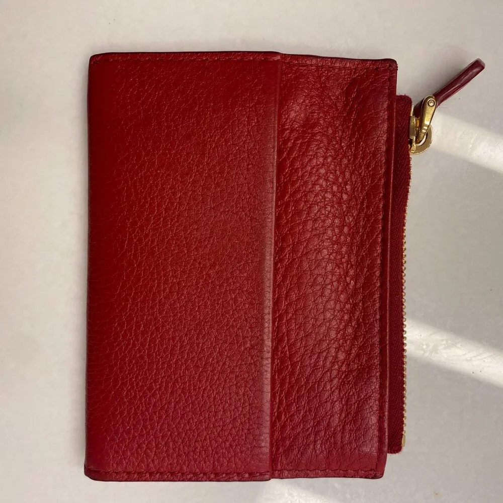 Prada red leather Moire and Saffiano card holder with gold-tone hardware - Picture 8 of 10